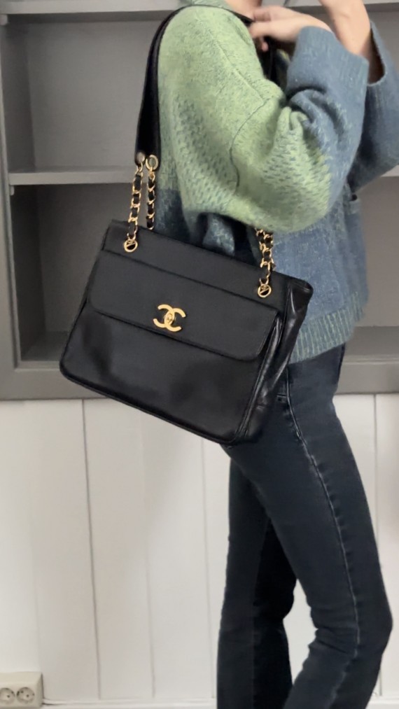 Vintage Chanel Tote Bag Lammeskinn