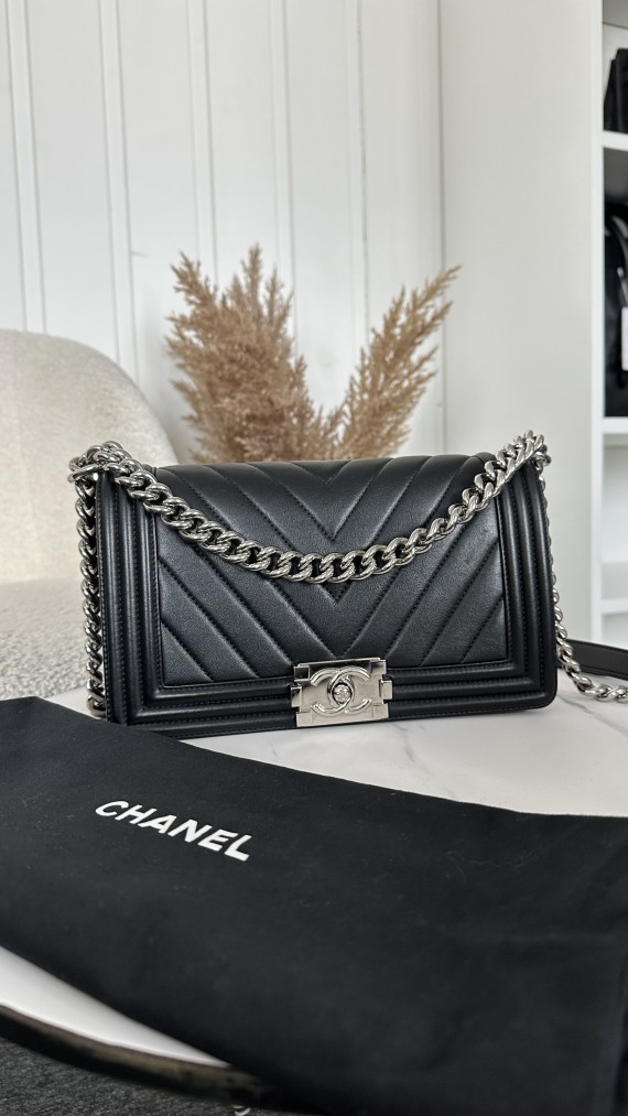 Chanel Boy Bag Medium