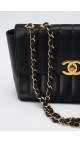 Vintage Chanel Caviar Single Shoulder Flap Size Jumbo