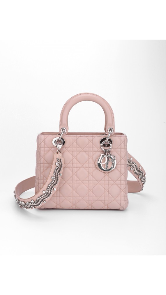 Lady Dior Lammeskinn Cannage Medium Beige