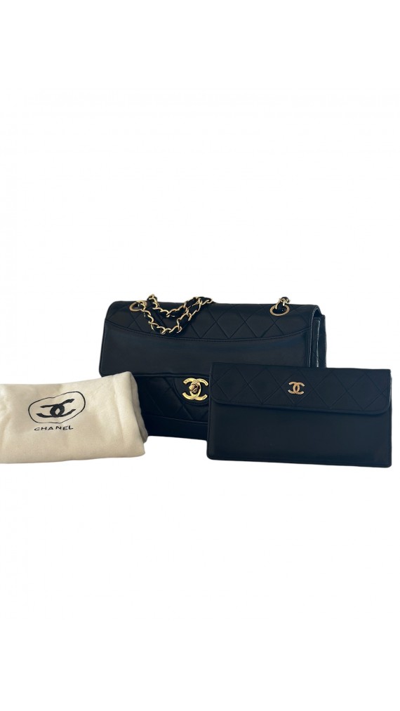 Chanel Single Flap Bag m clutch