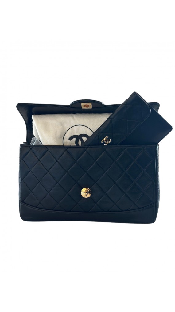 Chanel Single Flap Bag m clutch