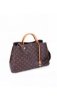 Louis Vuitton Montaigne GM Shoulder Bag