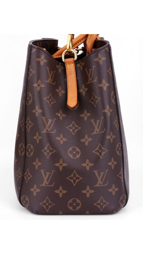 Louis Vuitton Montaigne GM Shoulder Bag