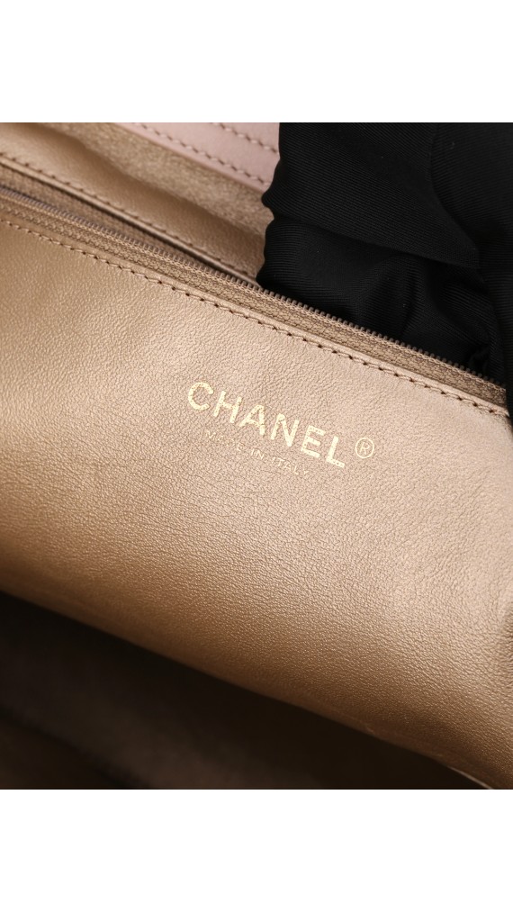 Chanel Portobello Tote Black & Beige