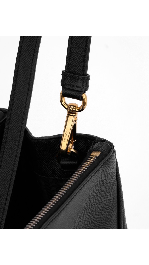 Prada Saffiano Galleria Shoulder Bag