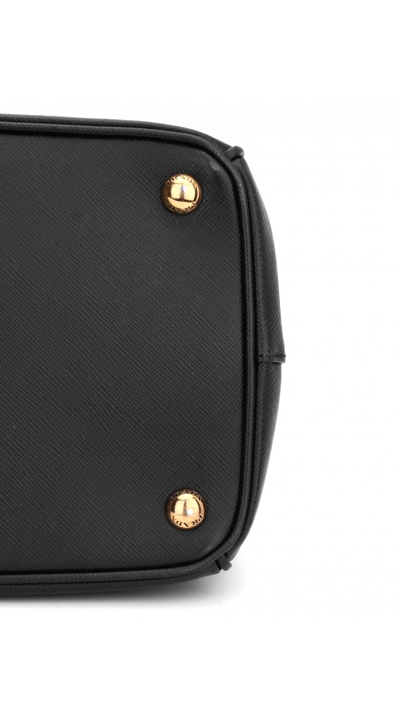 Prada Saffiano Galleria Shoulder Bag