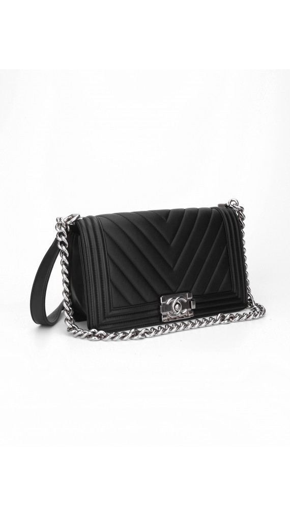 Chanel Chevrron Boy Shoulder Bag Size Medium