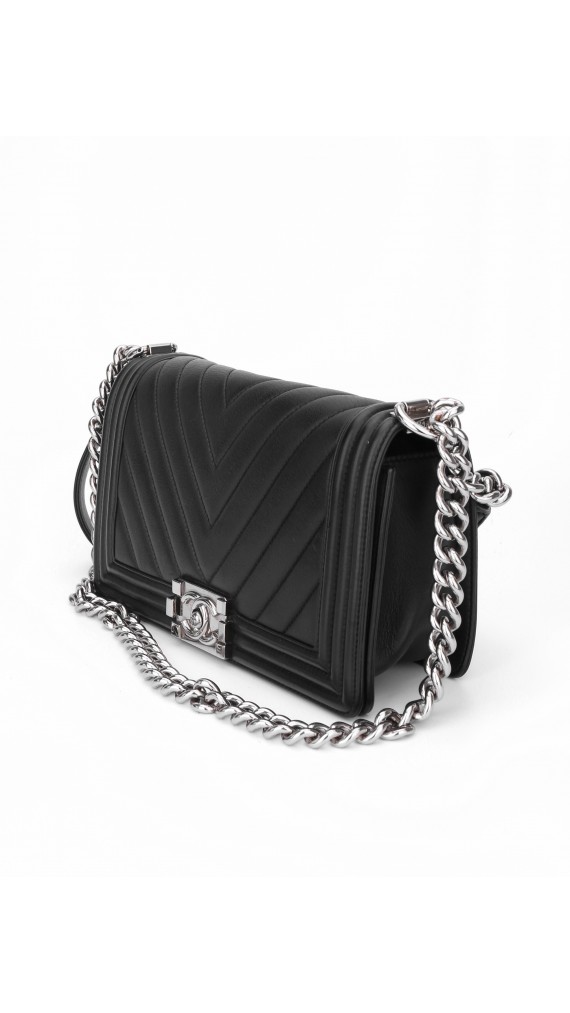 Chanel Chevrron Boy Shoulder Bag Size Medium