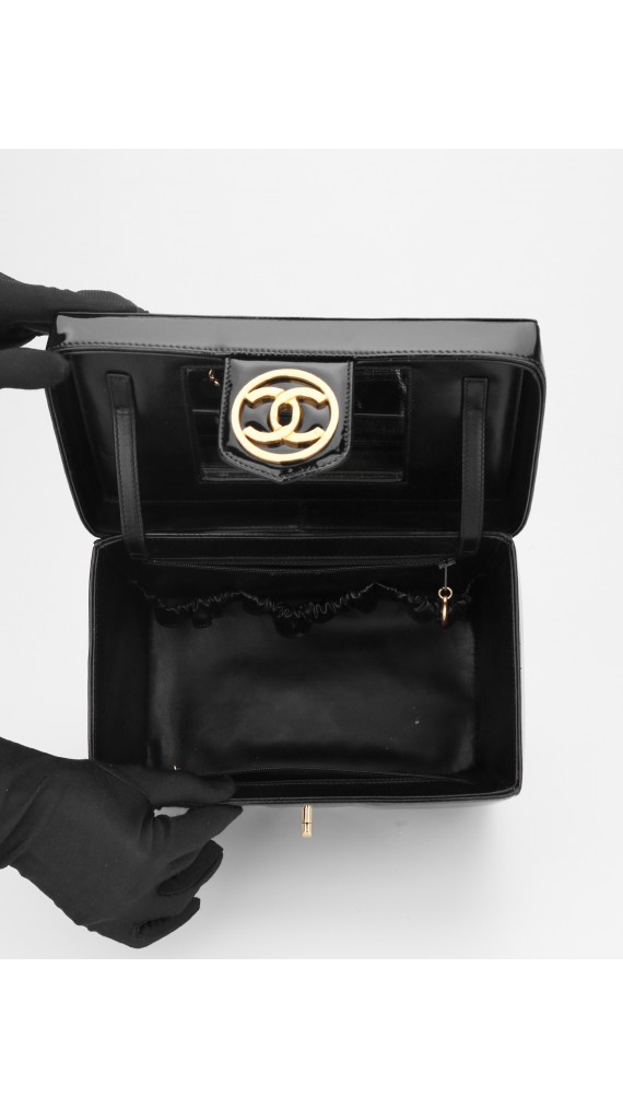 Chanel Vanity Bag Patent Leather