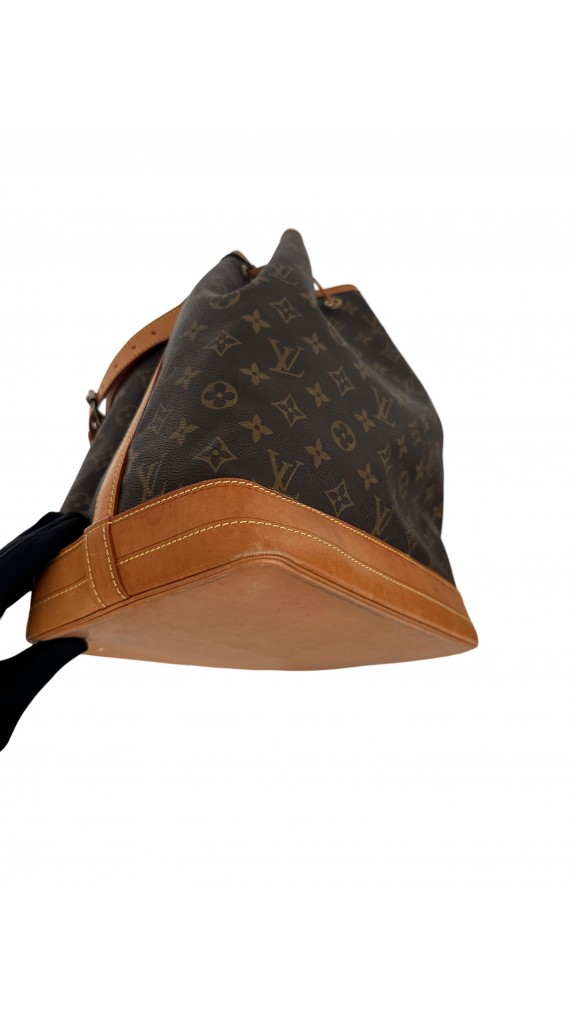 Louis Vuitton Noé GM Shoulder Bag