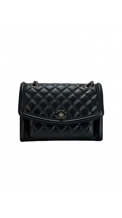 Chanel Classic Single Flap Shoulder Bag