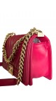 Chanel Boy Bag i Chevron-skinn