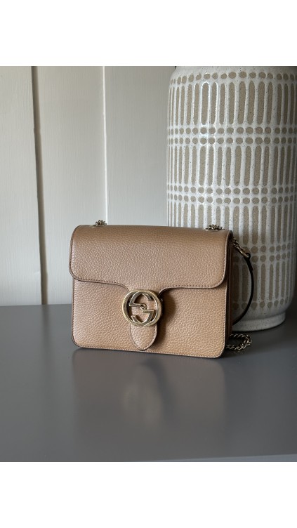 Gucci Interlocking G Veske – Perfeksjon i Beige Skinn