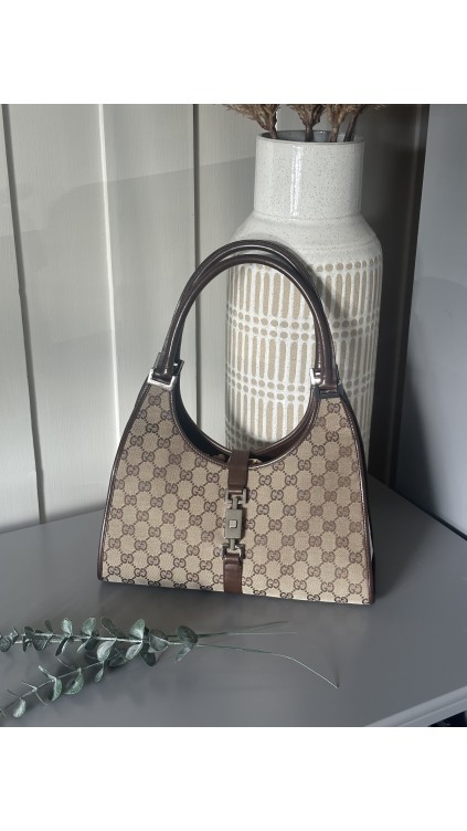 Elegant Gucci GG Canvas Veske i Klassisk Design