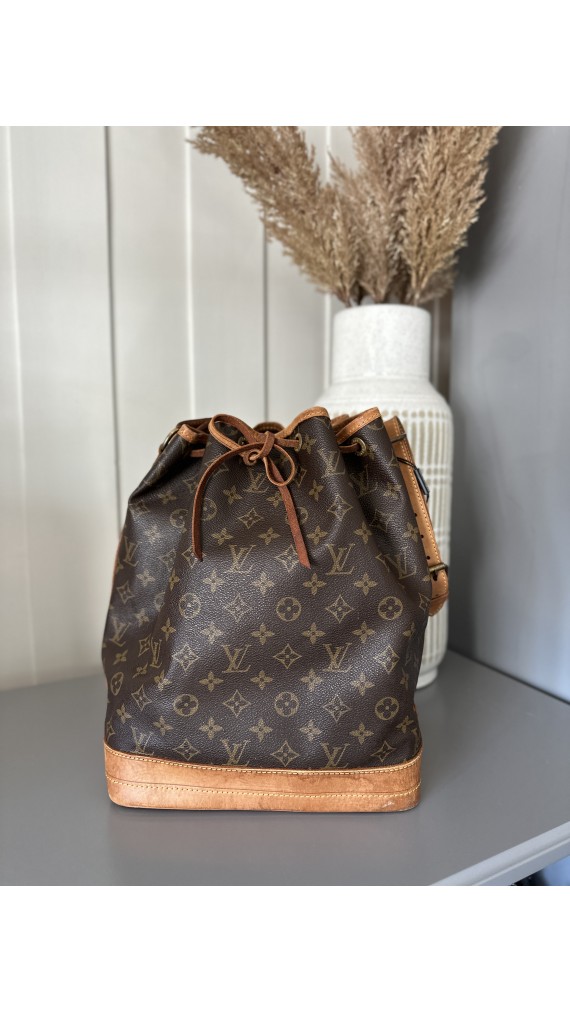 Louis Vuitton Noé GM Shoulder Bag