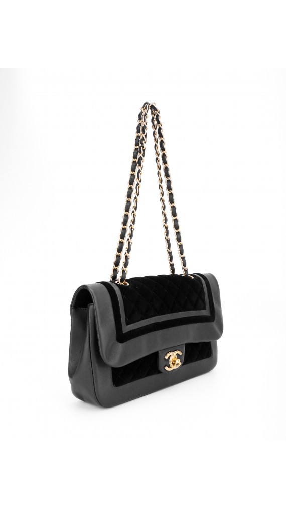 Chanel Metallic Velvet Lammeskinn Flap Bag