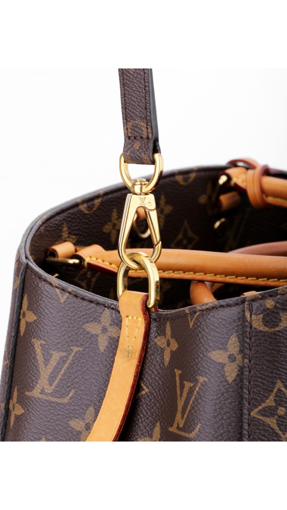 Louis Vuitton Montaigne GM Shoulder Bag