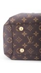 Louis Vuitton Montaigne GM Shoulder Bag