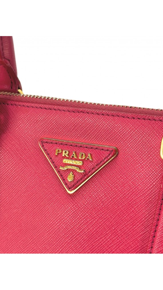 Prada Saffiano Lux Dome Bag i Rosa