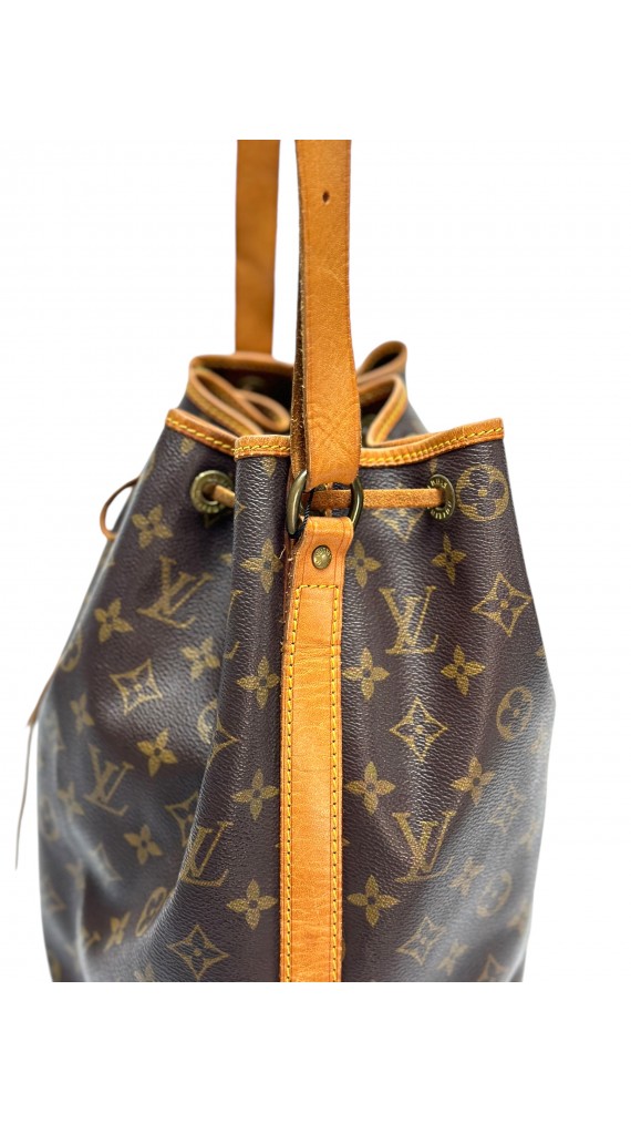 Louis Vuitton Noé GM Shoulder Bag