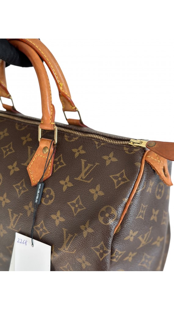 Louis Vuitton Speedy Size 35