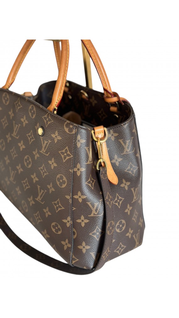 Louis Vuitton Montaigne GM Shoulder Bag