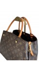 Louis Vuitton Montaigne GM Shoulder Bag