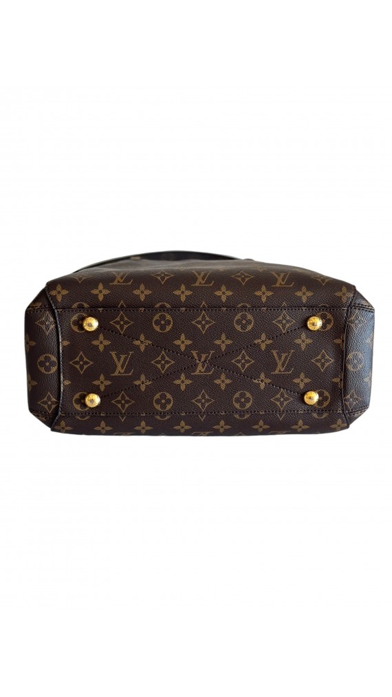 Louis Vuitton Montaigne GM Shoulder Bag