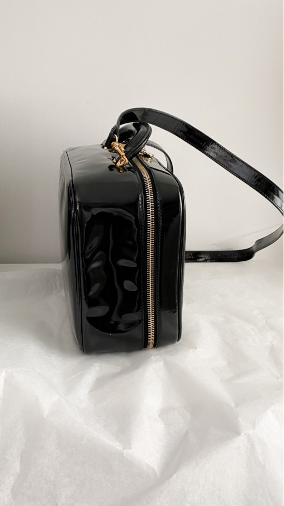 Chanel Vanity Case Bag i Patent Lær