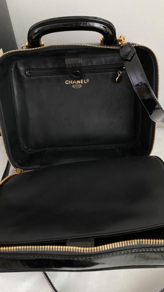 Chanel Vanity Case Bag i Patent Lær