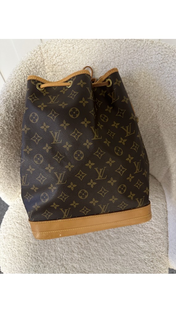 Louis Vuitton Noé GM Shoulder Bag