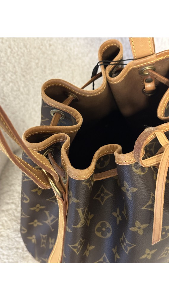 Louis Vuitton Noé GM Shoulder Bag