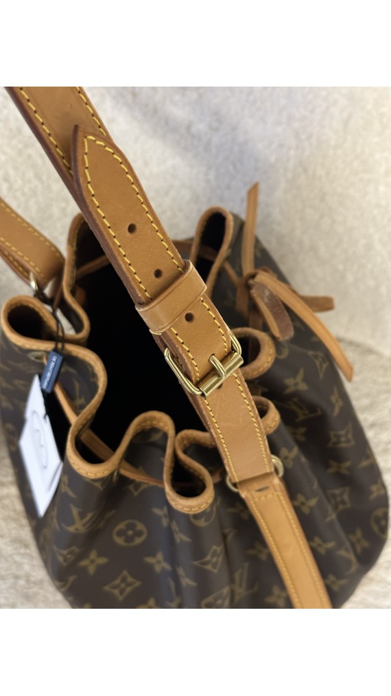 Louis Vuitton Noé GM Shoulder Bag