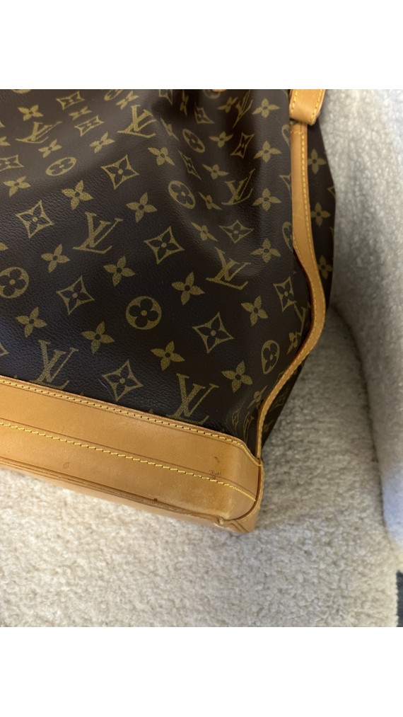 Louis Vuitton Noé GM Shoulder Bag