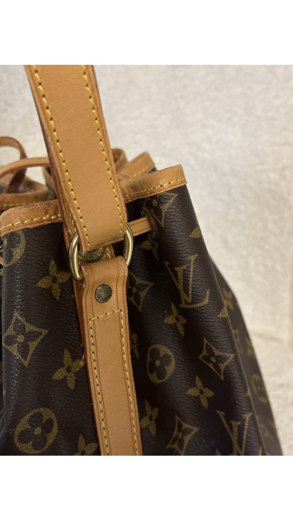 Louis Vuitton Noé GM Shoulder Bag