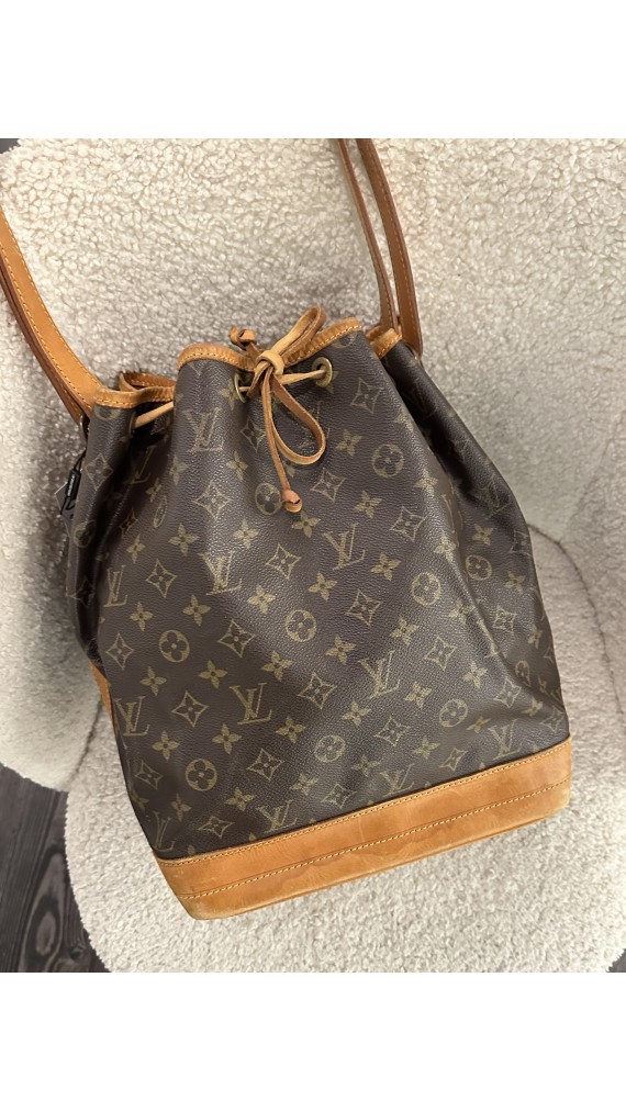 Louis Vuitton Noé GM Shoulder Bag