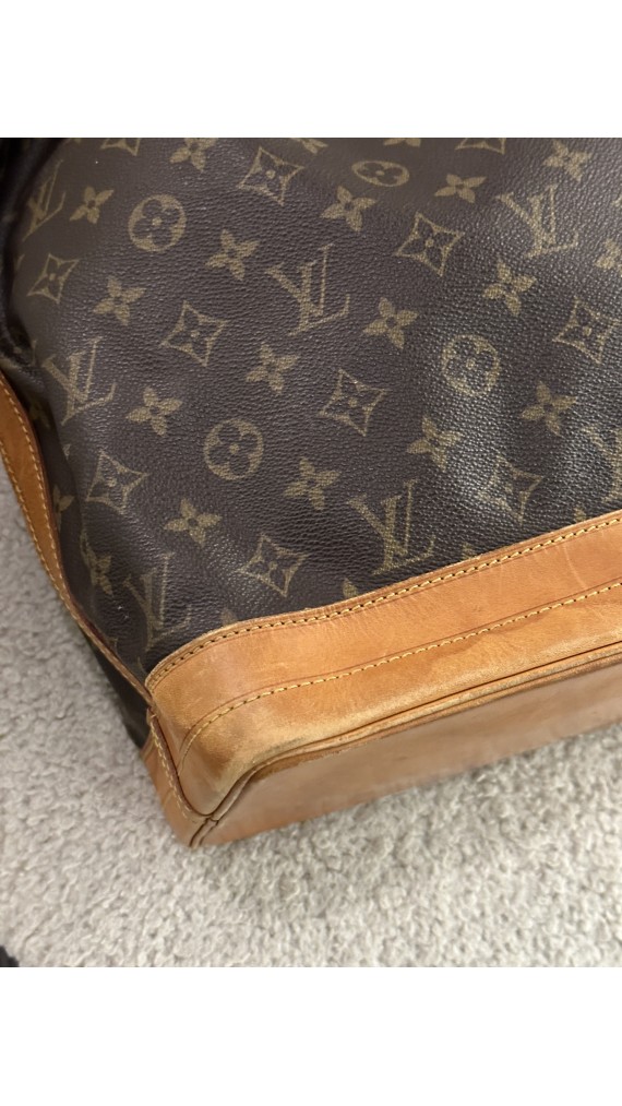 Louis Vuitton Noé GM Shoulder Bag