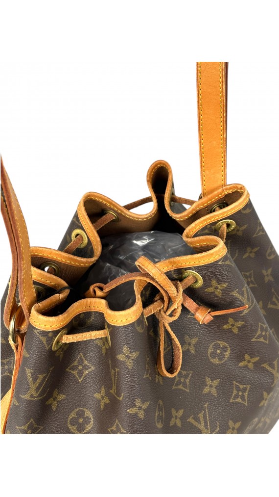 Louis Vuitton Noé GM Shoulder Bag