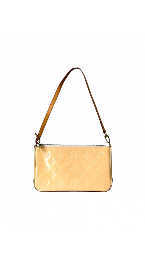 Louis Vuitton Vernis Pochette Shoulder Bag