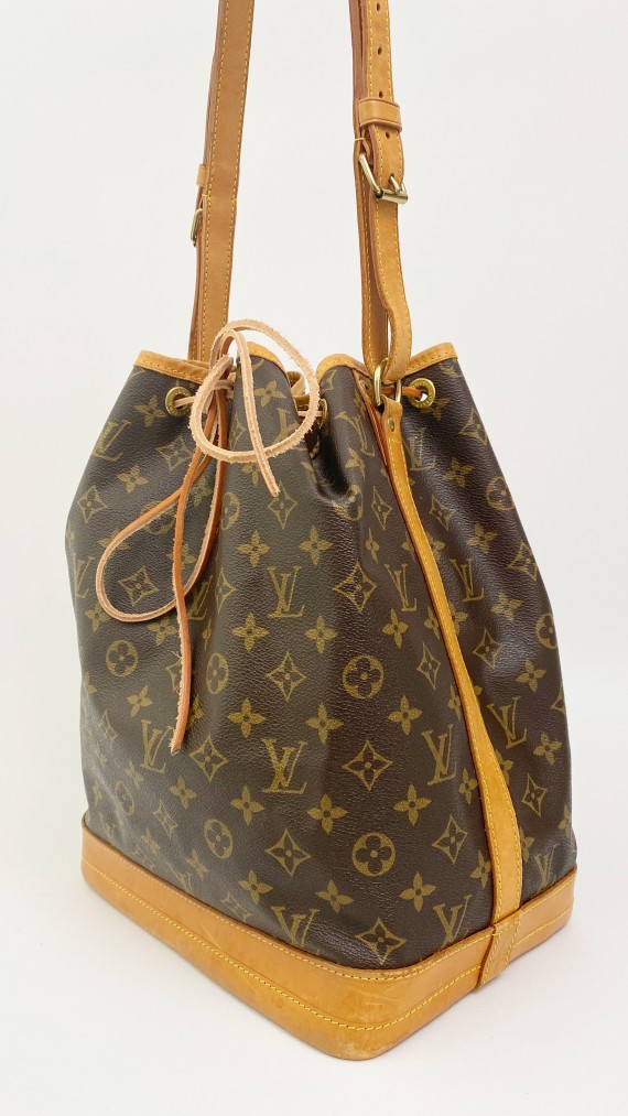 Louis Vuitton Noé GM Shoulder Bag