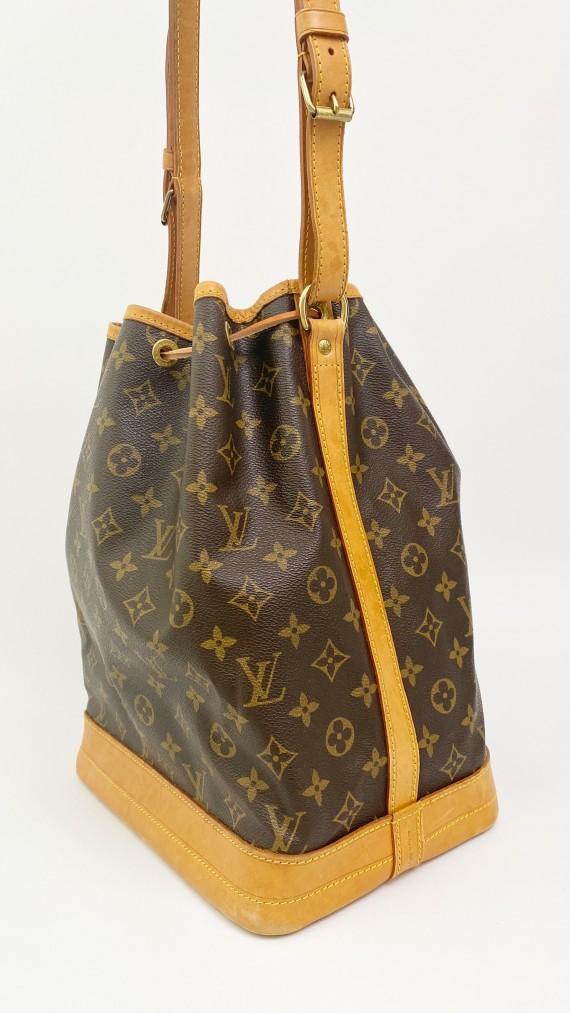 Louis Vuitton Noé GM Shoulder Bag