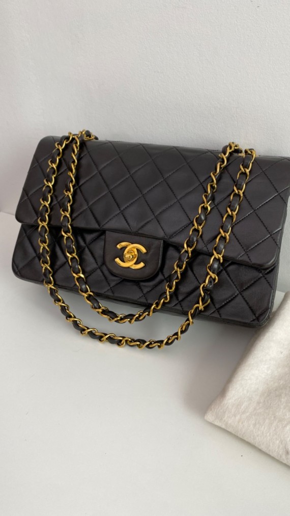 Chanel Classic Double Flap Bag Medium