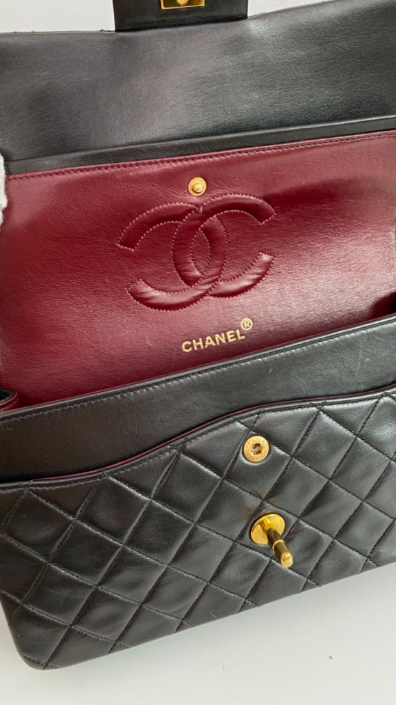 Chanel Classic Double Flap Bag Medium