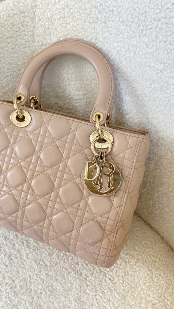 Lady Dior Medium Rose Beige m. GHW