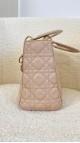 Lady Dior Medium Rose Beige m. GHW