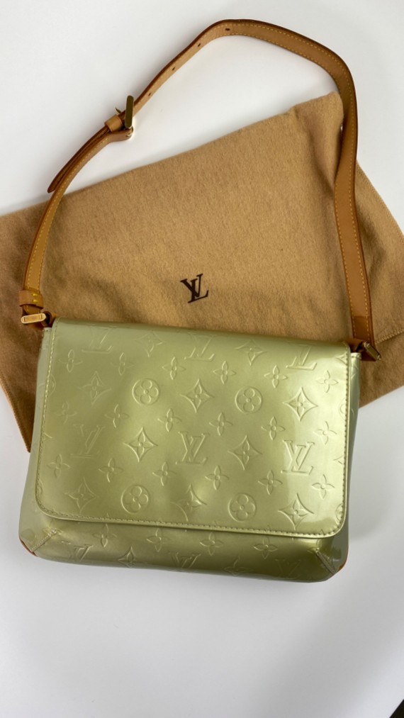 LV Vernis Shoulder Bag