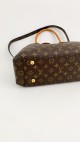 Louis Vuitton Montaigne MM